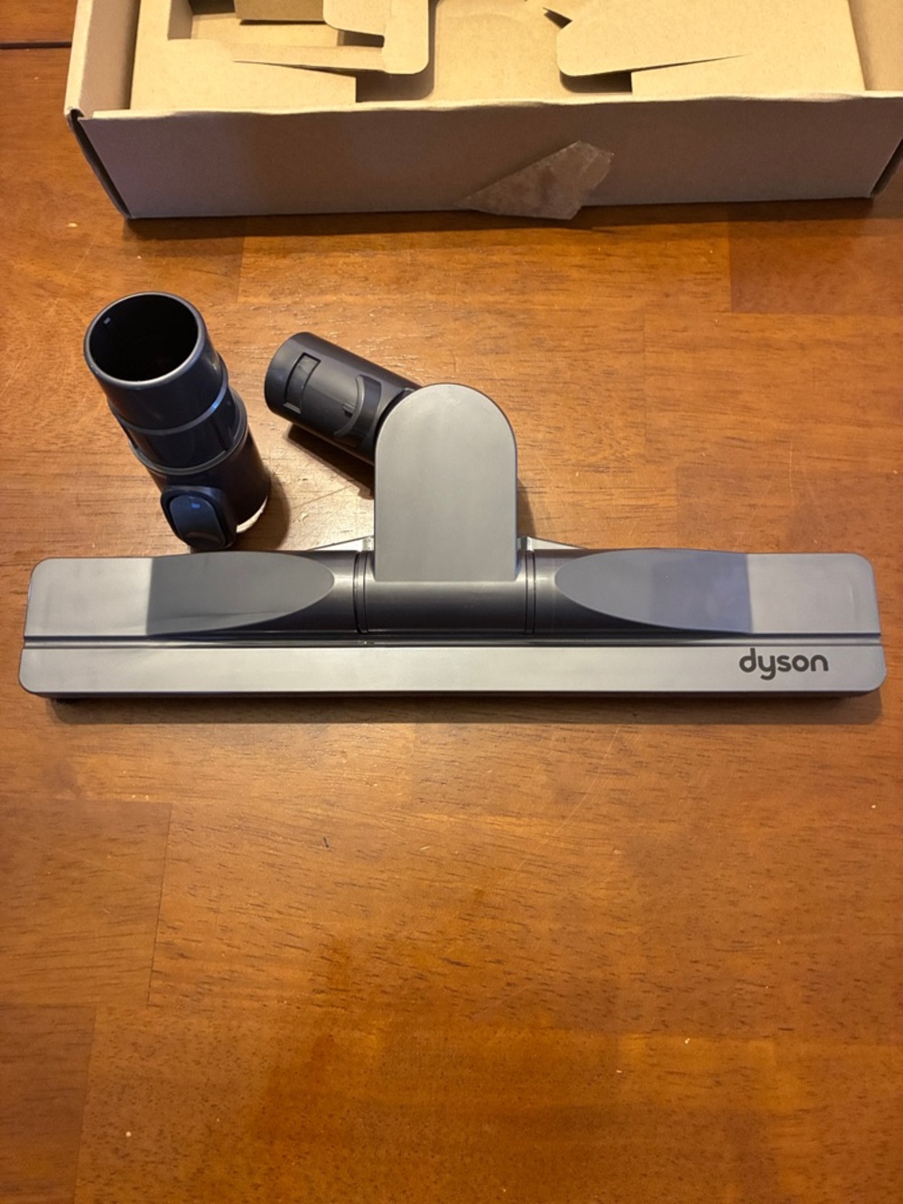 Dyson Vacuum ARTICULATING HARD FLOOR TOOL Part # 920019-01 NEW/OPEN BOX - Picture 2 of 3